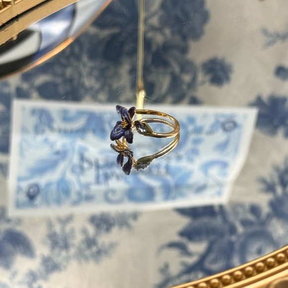 🆕 LES NEREIDES 🧿 NIB Siberian Iris and Faceted Glass Adjustable Ring - Picture 16 of 16